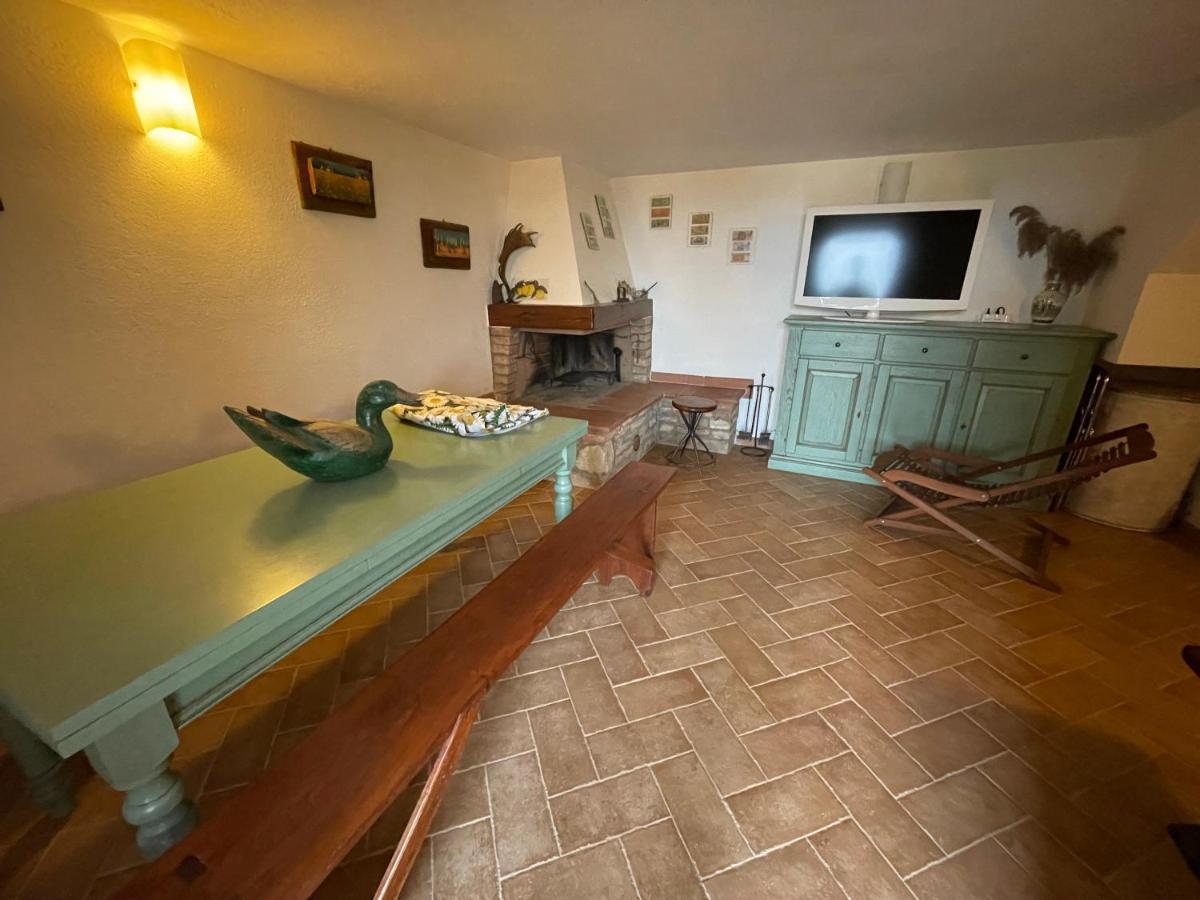 Il Rifugio Nelle Crete Apartamento Vescona Exterior foto